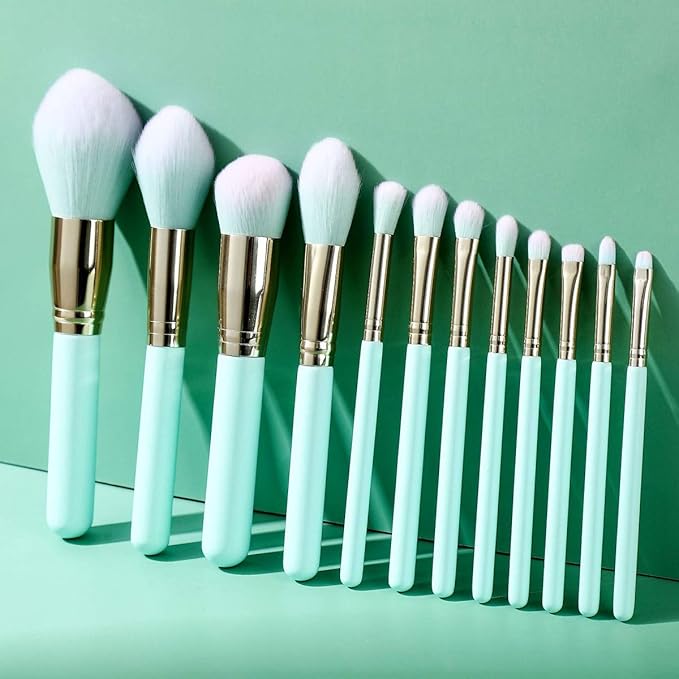Beautiful Mint Ocean Blue Green Makeup Brush Set