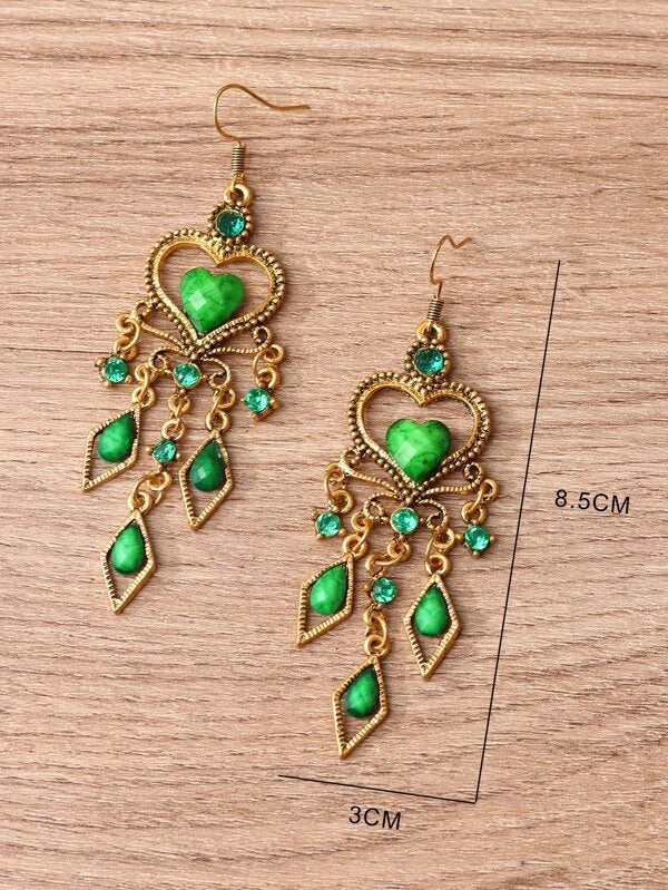 Beautiful Green Vintage Inspired Rhinestone Earrings