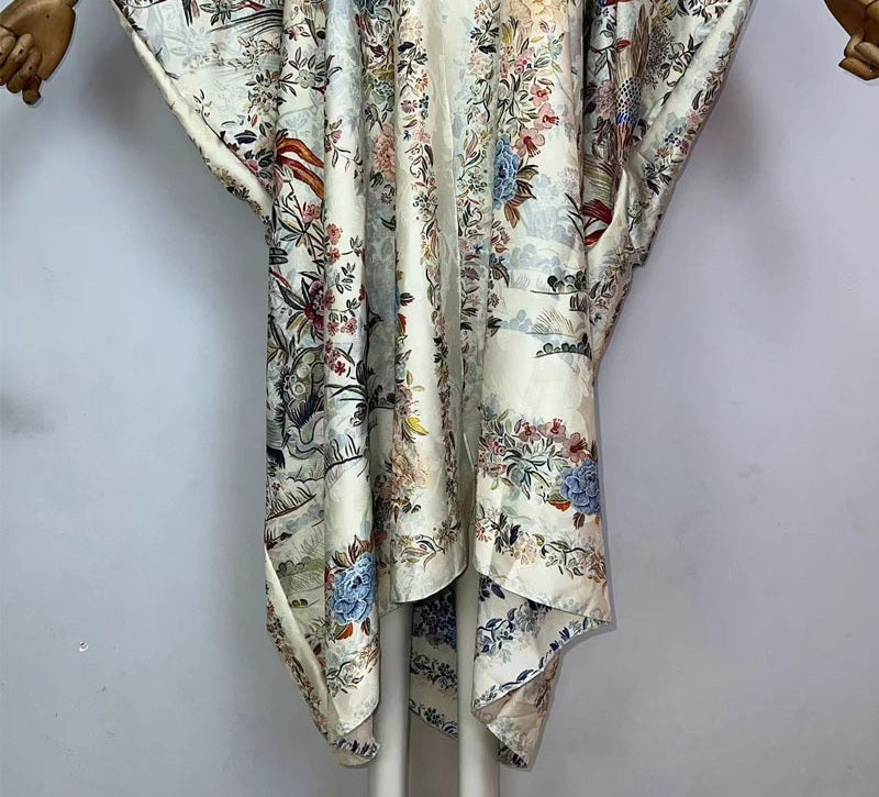 Exotic Japanese Floral  & Porcelain Print Kimono Robe