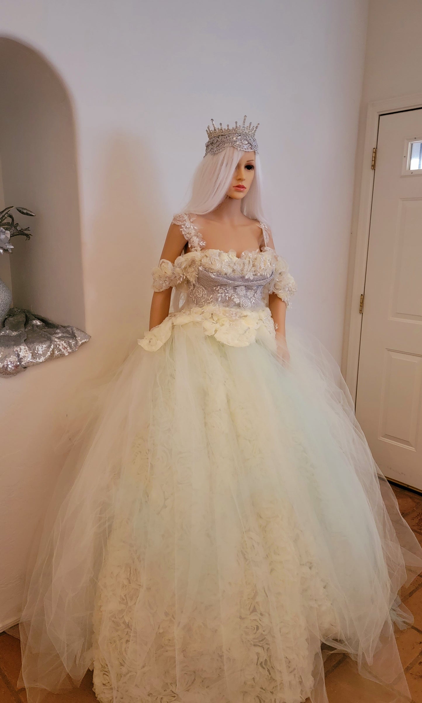 "YORK" Ivory 3D Chiffon Rosette Lace Crystal Wedding Ballgown Set