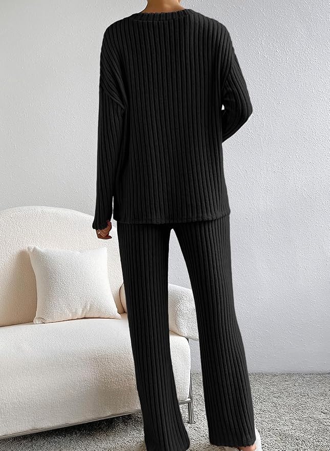 Cozy Black 2pc Loungewear Set