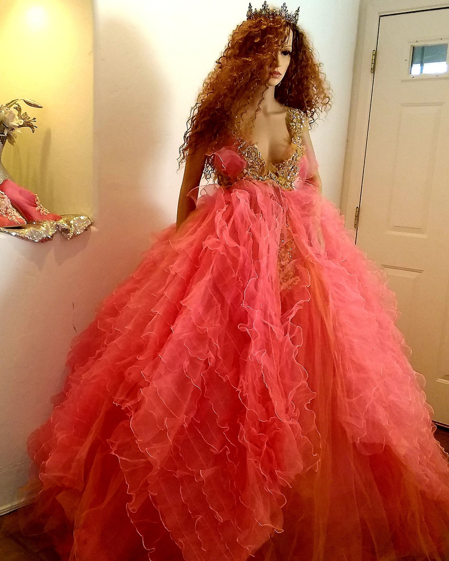 🌺LEXINGTON🌺 Coral & Gold Embroidered Lace Organza Wedding Ballgown Set