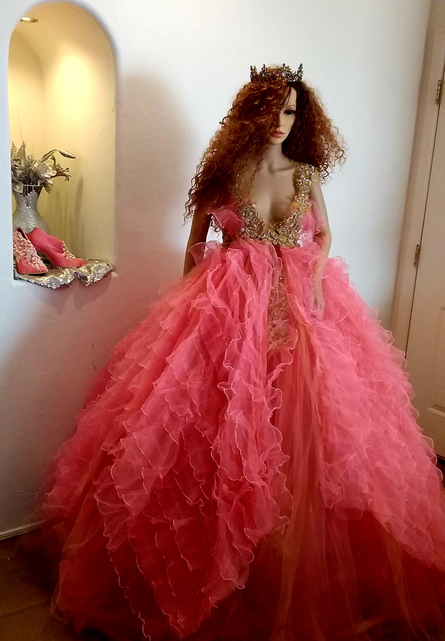 🌺LEXINGTON🌺 Coral & Gold Embroidered Lace Organza Wedding Ballgown Set