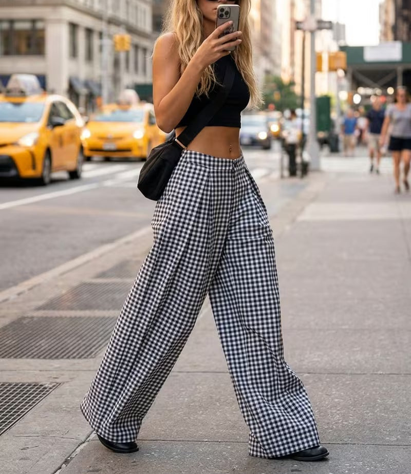 Chic Black & White Houndstooth Print Wide Leg Pants