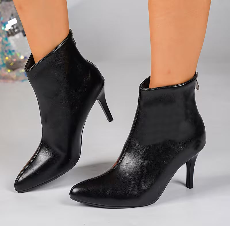 Chic Black Ankle Boots (PRE-ORDER)